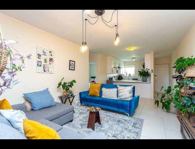 2 BEDROOM APARTMENT FOR SALE IN ROSEBANK
